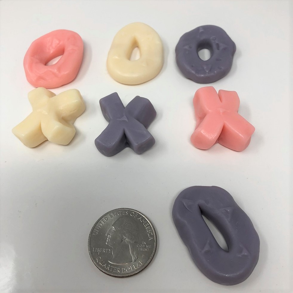 Gummi Hugs and Kisses X O pink purple gummy Valentine Candy 5 pounds eBay